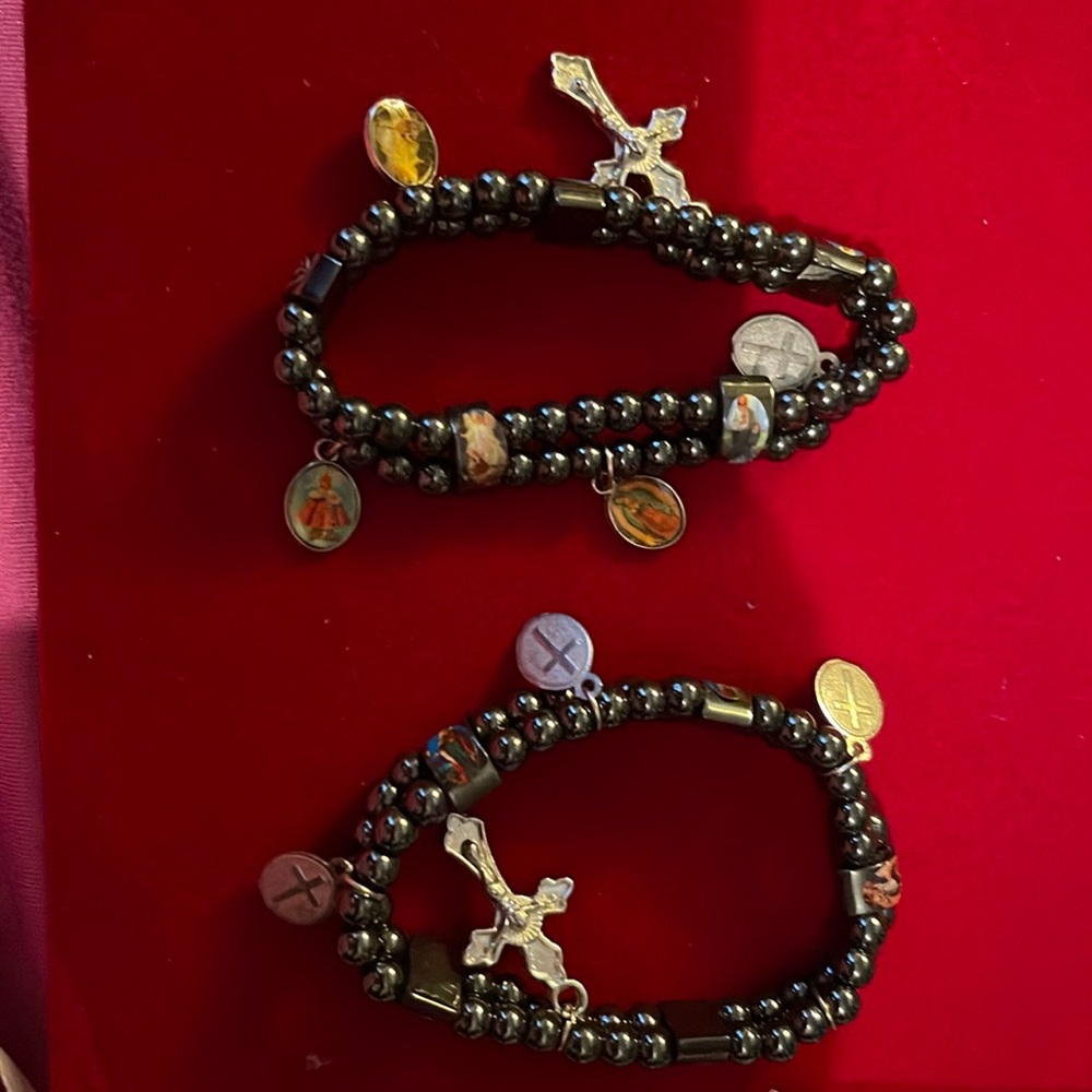 Crucifix beaded Bracelet